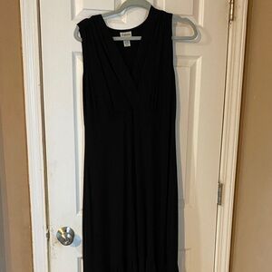 Chico's Black Sleeveless V-Neck Maxi Dress